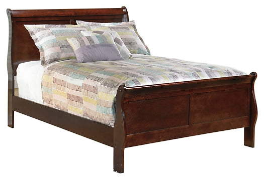 Alisdair Sleigh Bed With Mirrored Dresser, Chest And Nightstand