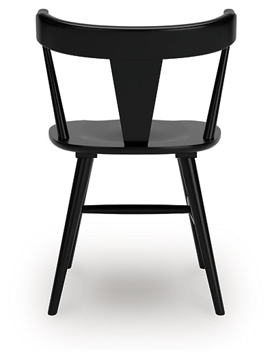 Gretlynn Dining Table and 6 Chairs