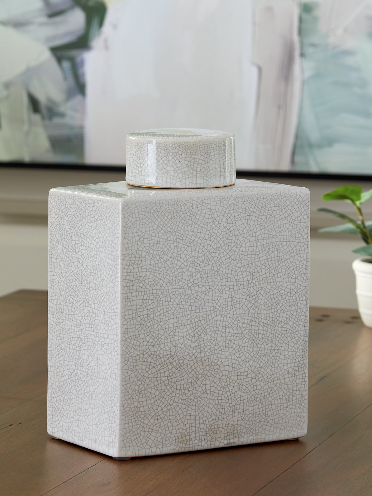 Accessories > Canisters and Jars